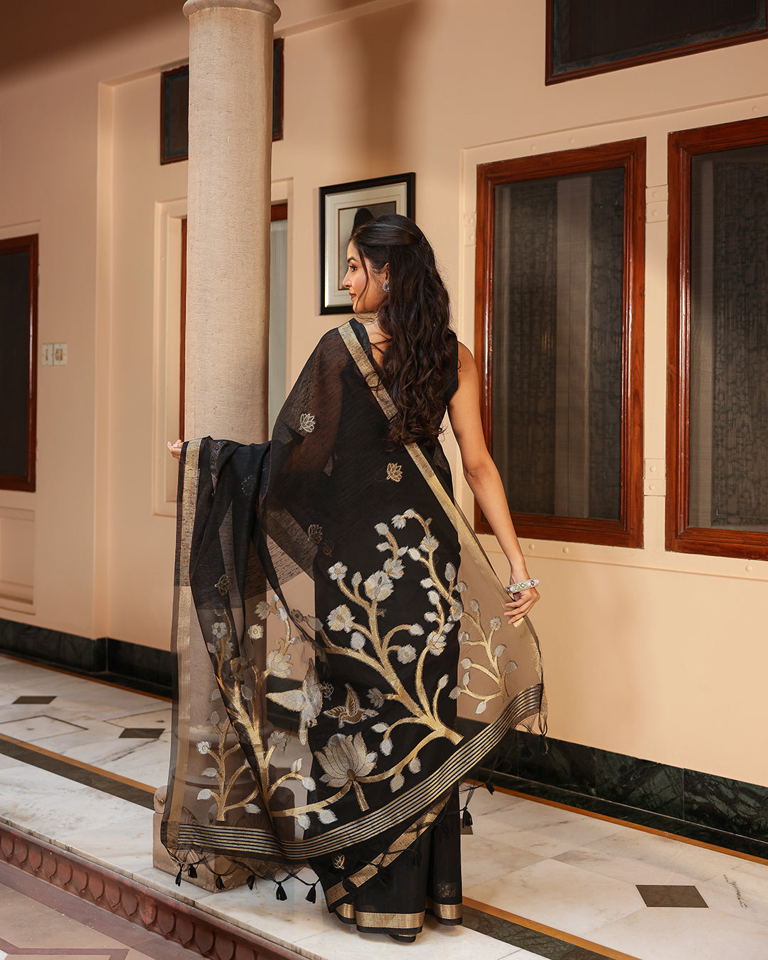 Black Swan Motif Silk Linen Saree
