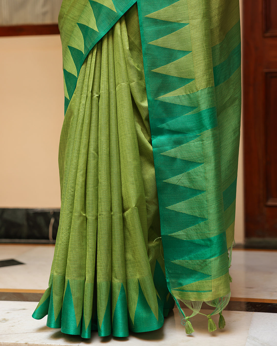 Lime Green Triangle Border Cotton Saree