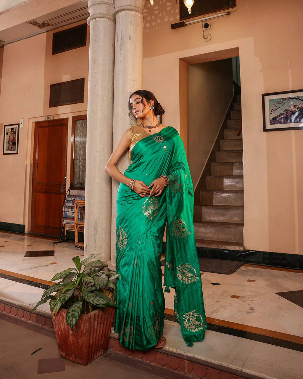 Sea Green Sparrow Motif Silk Saree
