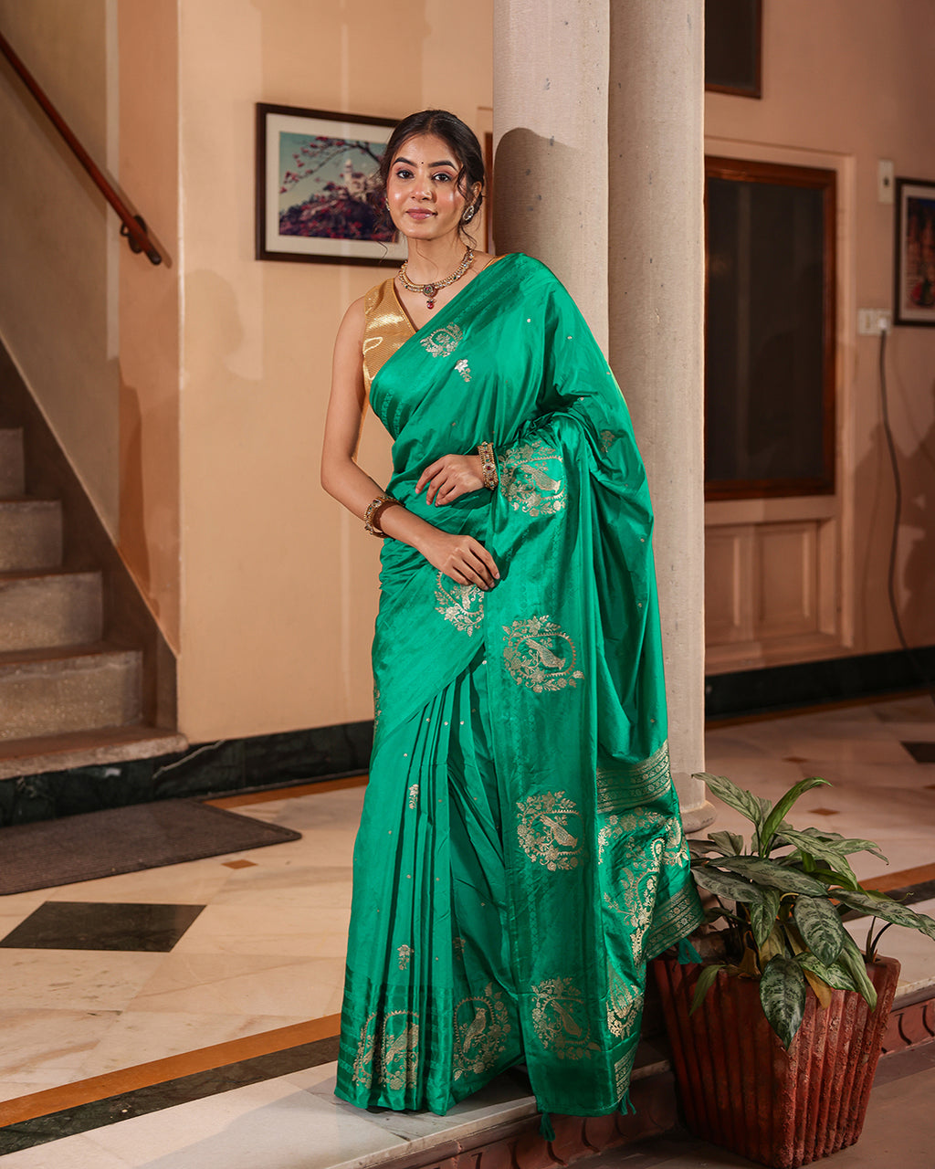 Sea Green Sparrow Motif Silk Saree