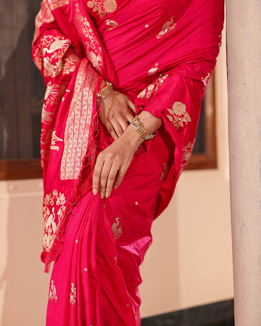 Magenta Swan Motif & Satin Border Silk Saree